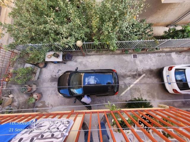 Appartamento in vendita a Carini PA