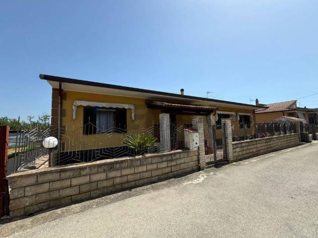Appartamento in vendita a Carinola CE
