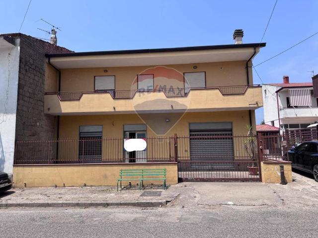 Appartamento in vendita a Carinola