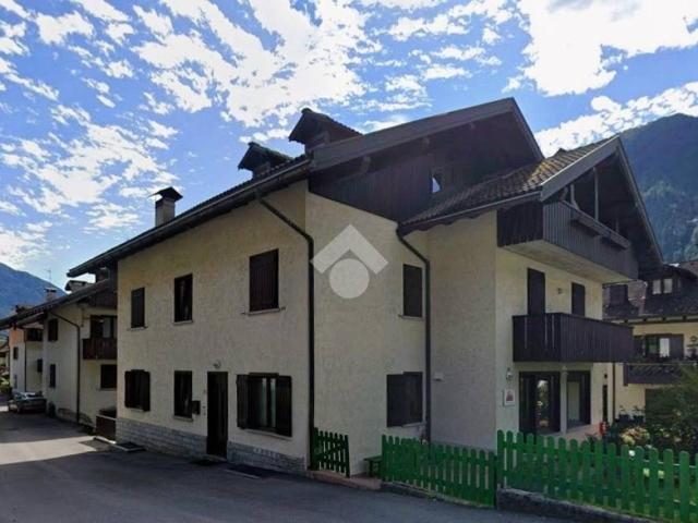 Appartamento in vendita a Carisolo TN