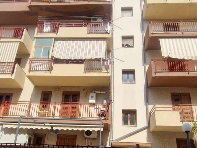 Appartamento in vendita a Carlentini SR