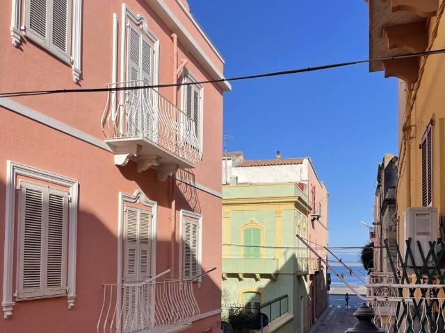 Appartamento in vendita a Carloforte SU