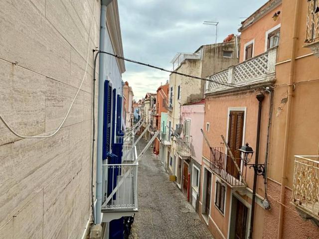 Appartamento in vendita a Carloforte SU
