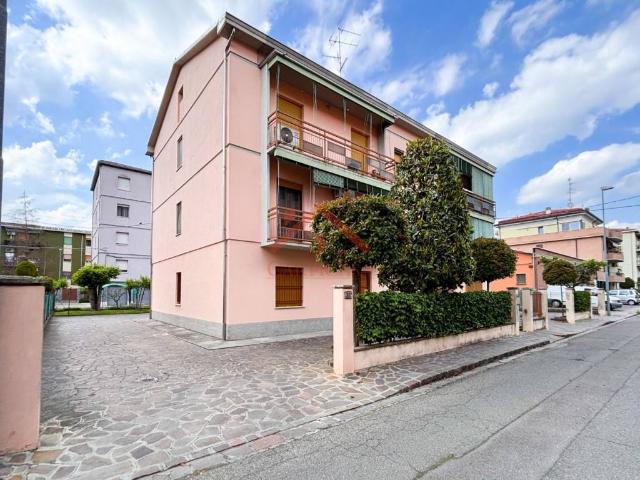 Appartamento in vendita a Carpi MO