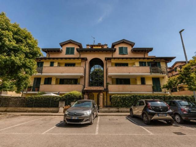 Appartamento in vendita a Carpiano MI