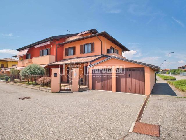 Appartamento in vendita a Carpignano Sesia