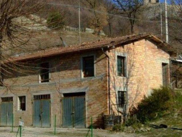 Appartamento in vendita a Carpineti RE