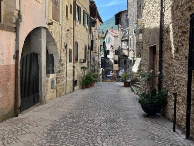 Appartamento in vendita a Carpineto Romano