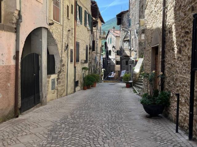 Appartamento in vendita a Carpineto Romano RM