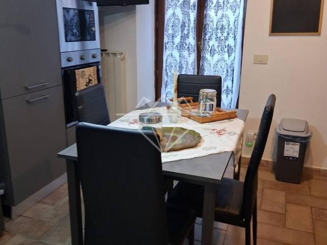 Appartamento in vendita a Carrara