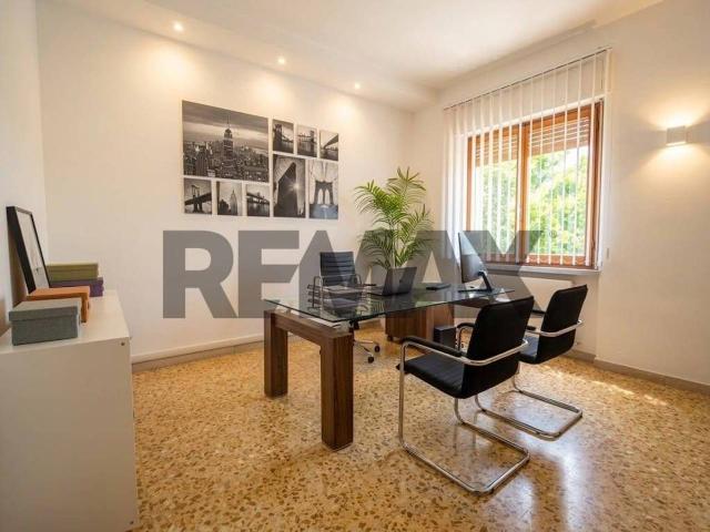 Appartamento in vendita a Carrara