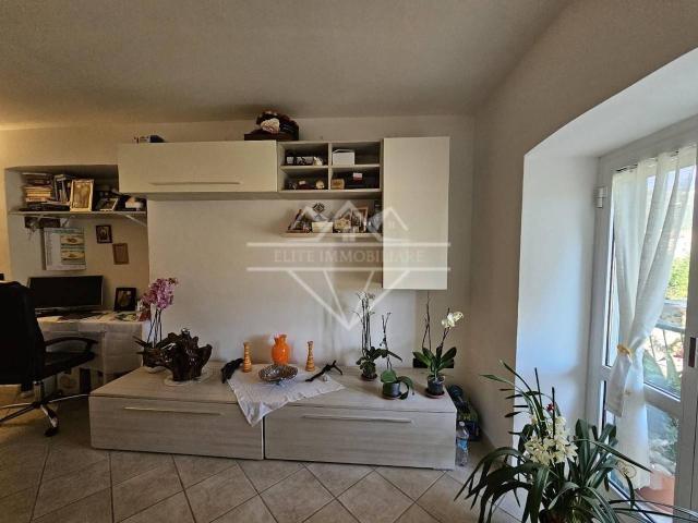 Appartamento in vendita a Carrara