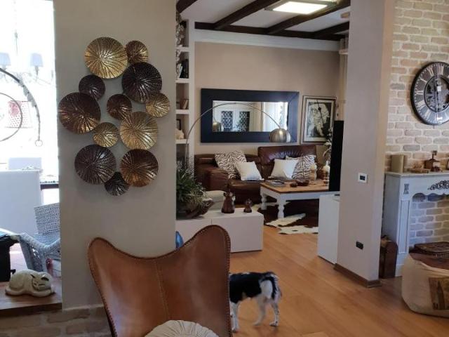 Appartamento in vendita a Carrara