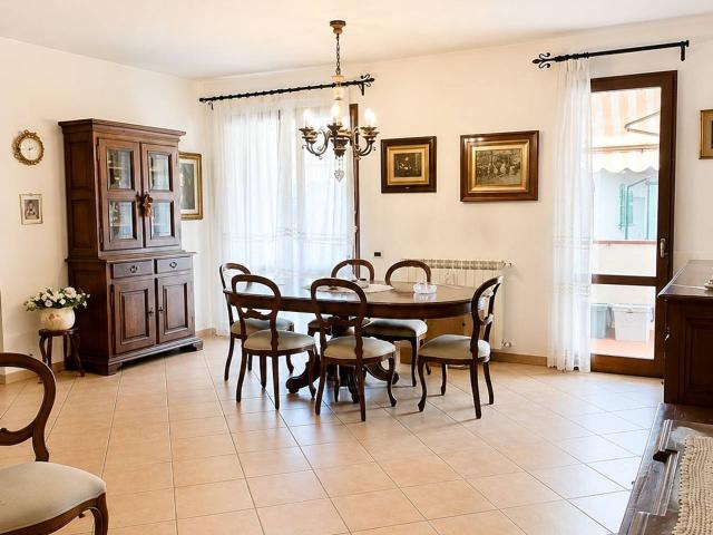 Appartamento in vendita a Carrara