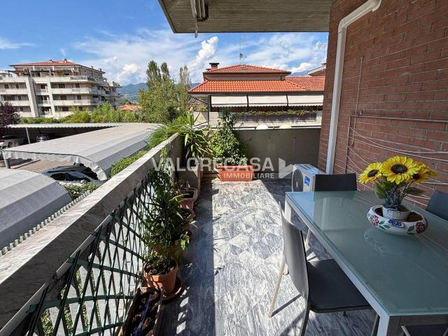 Appartamento in vendita a Carrara