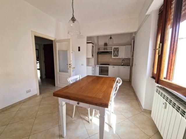 Appartamento in vendita a Carrara