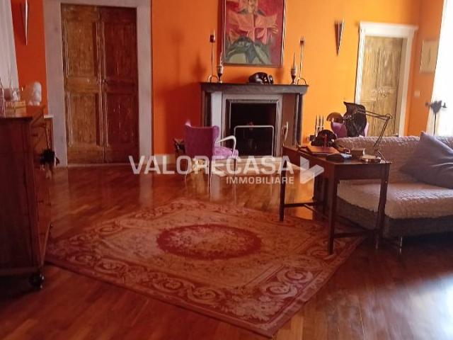 Appartamento in vendita a Carrara