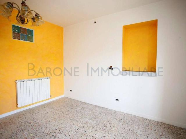 Appartamento in vendita a Carrara