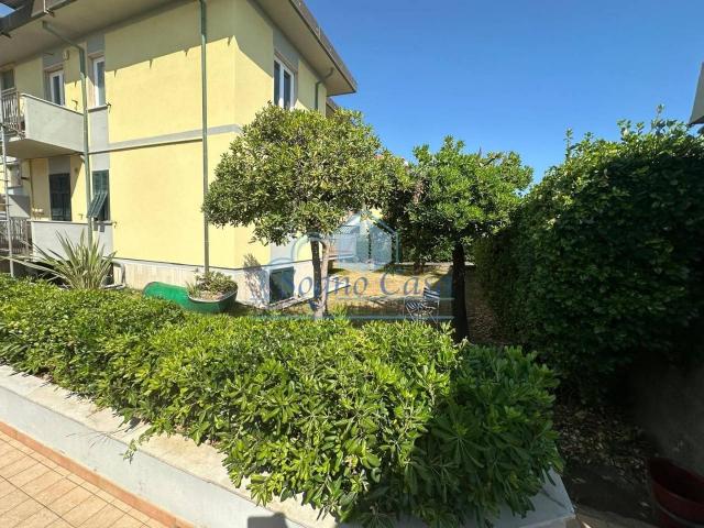 Appartamento in vendita a Carrara