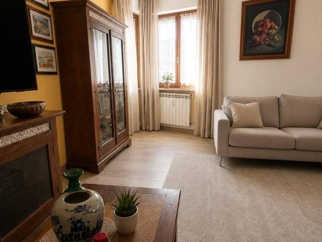Appartamento in vendita a Carrara