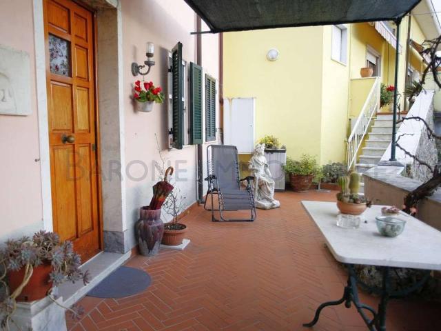 Appartamento in vendita a Carrara
