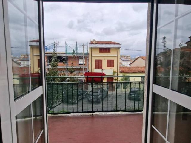 Appartamento in vendita a Carrara
