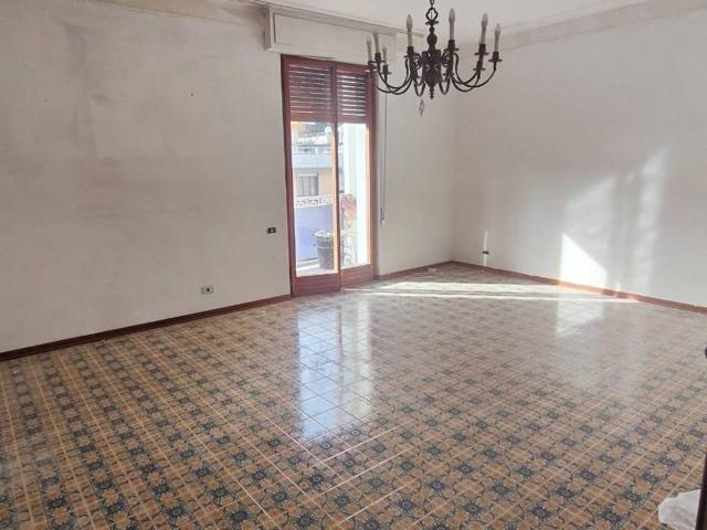 Appartamento in vendita a Carrara