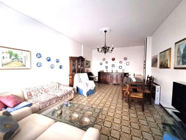 Appartamento in vendita a Carrara