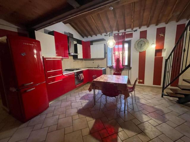 Appartamento in vendita a Carrara
