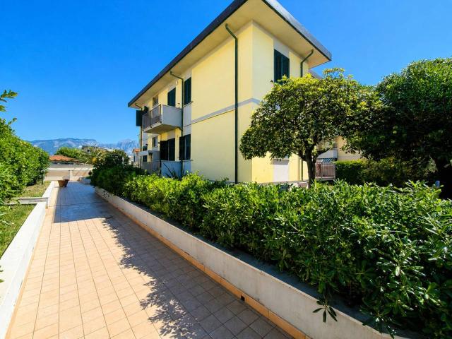 Appartamento in vendita a Carrara