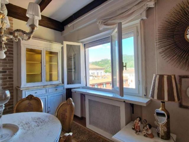 Appartamento in vendita a Carrara