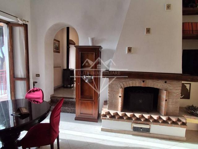 Appartamento in vendita a Carrara