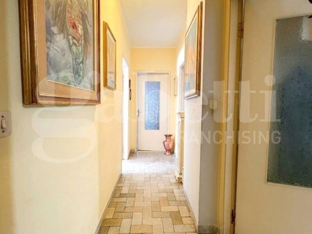 Appartamento in vendita a Carrara