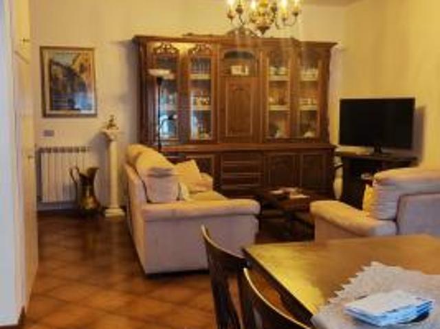 Appartamento in vendita a Carrara 90 mq Rif: 1428648