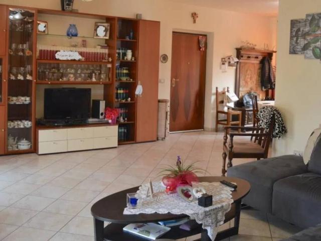 Appartamento in vendita a Carrara MS