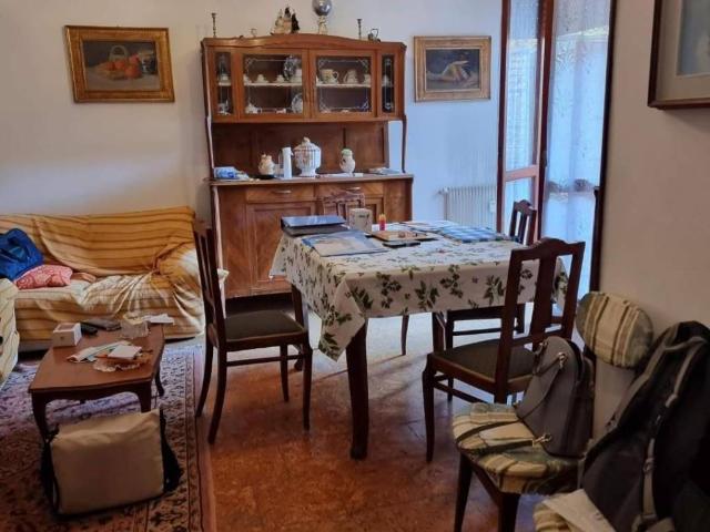 Appartamento in vendita a Carrara MS