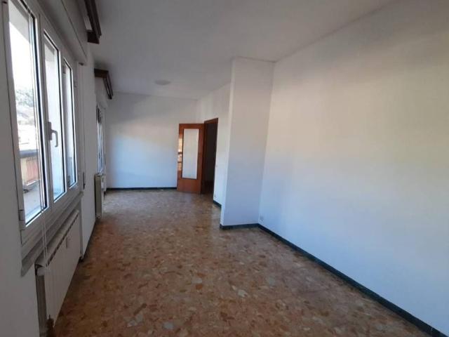 Appartamento in vendita a Carrara MS
