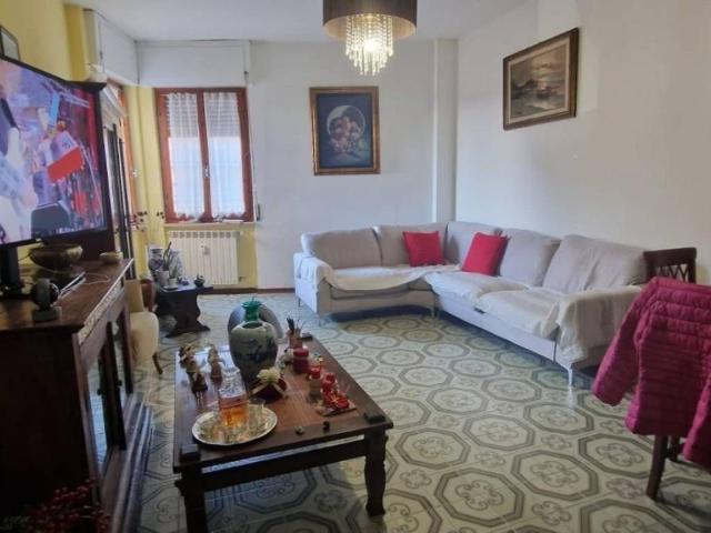 Appartamento in vendita a Carrara MS