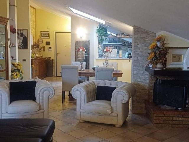Appartamento in vendita a Carrara MS
