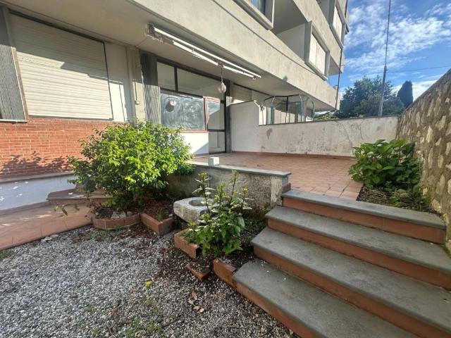 Appartamento in vendita a Carrara MS