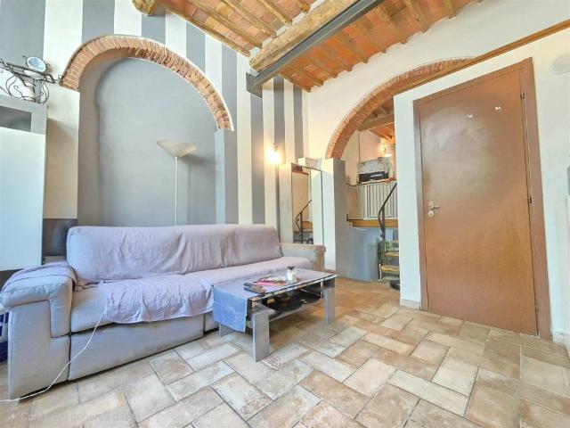 Appartamento in vendita a Carrara MS