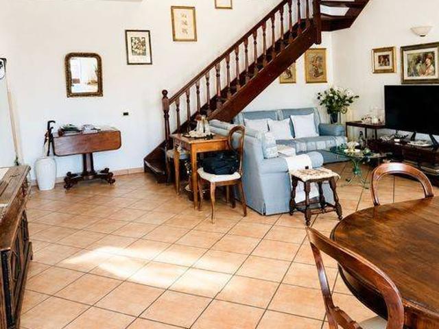 Appartamento in vendita a Carrara MS