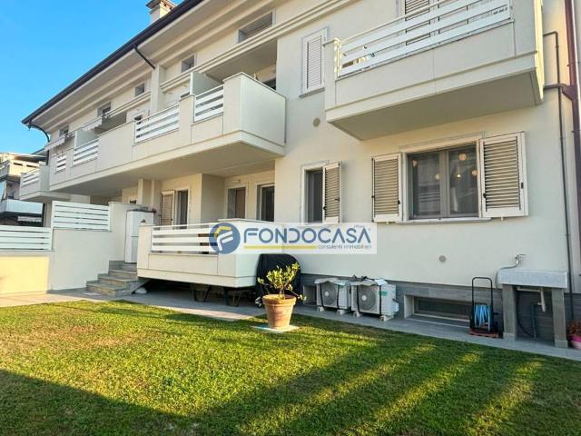 Appartamento in vendita a Carrara MS