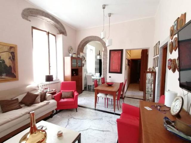 Appartamento in vendita a Carrara MS