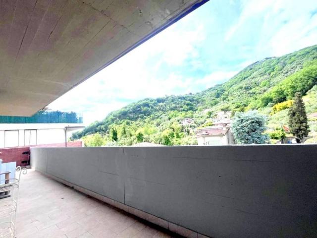 Appartamento in vendita a Carrara MS