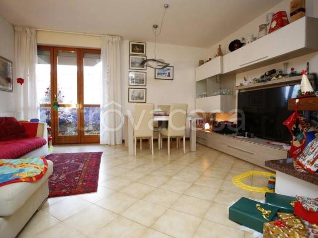 Appartamento in vendita a Carrara v. Bonascola, 35