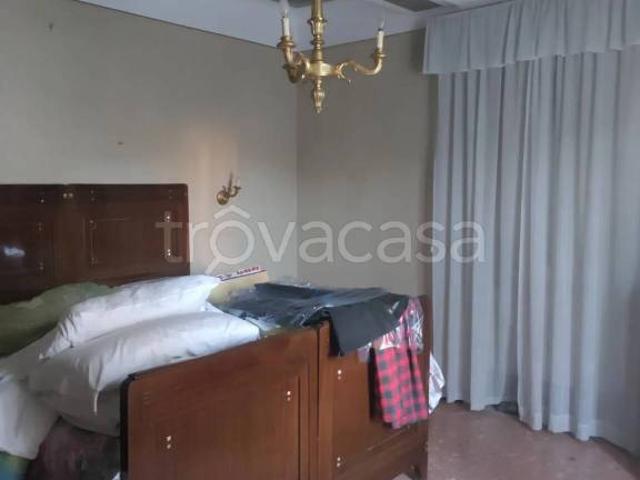 Appartamento in vendita a Carrara via Donatello, 6
