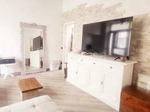 Appartamento in vendita a Carrara via Gino Menconi, 2, Avenza