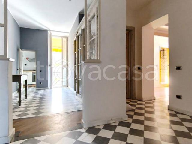 Appartamento in vendita a Carrara via Giuseppe Ulivi, Centro città