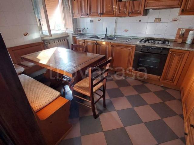 Appartamento in vendita a Carrara via Toniolo, 15, Avenza
